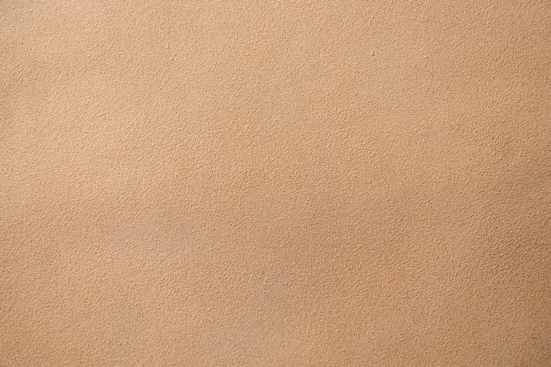 Het juiste schuurpapier kiezen tussen verschillende verflagen